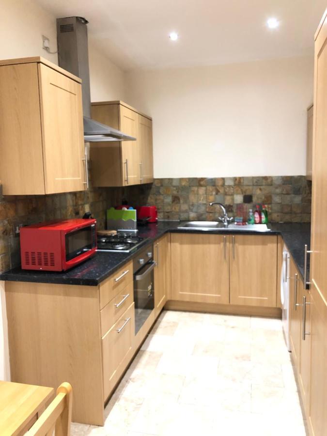 Greater London Holiday Let @ Hanwell Apartment Exterior photo